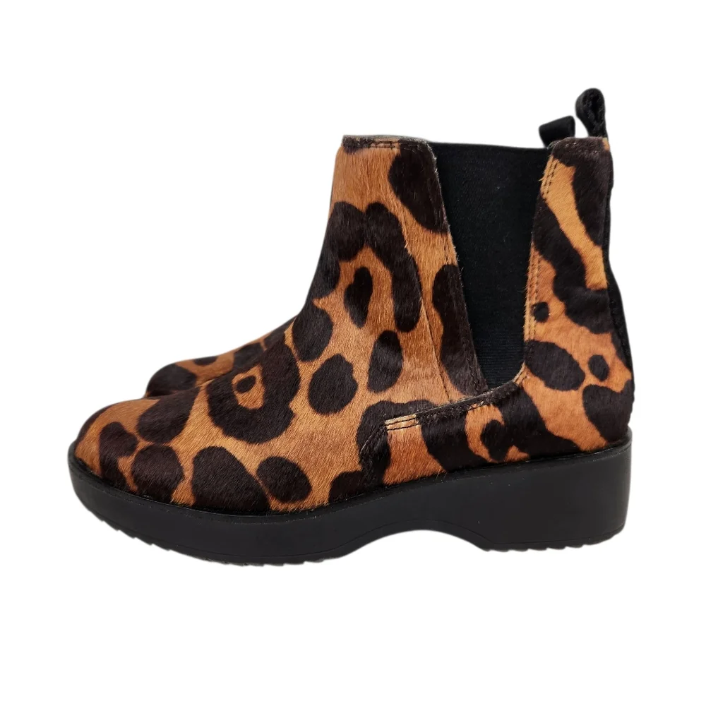 Louise et Cie Zareb Calf Hair Leather Cheetah Leopard Ankle Bootie Womens Size 7